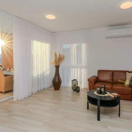 Apartment Ivic